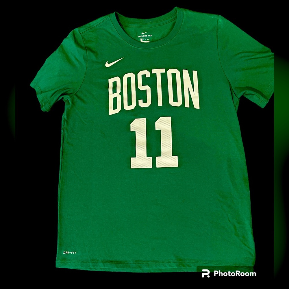 Nike Boston Celtic basketball, Kyrie Irving #11, Dri-fit large T-shirt